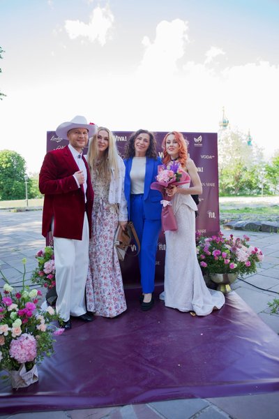 Vlad Darvin, Сумська Олена Тополя та Vlad Darwin представили свою нову спільну роботу